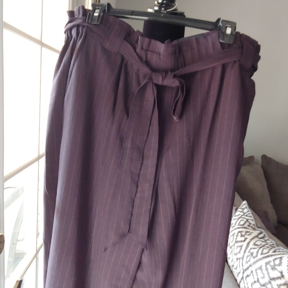 Slacks/Trousers